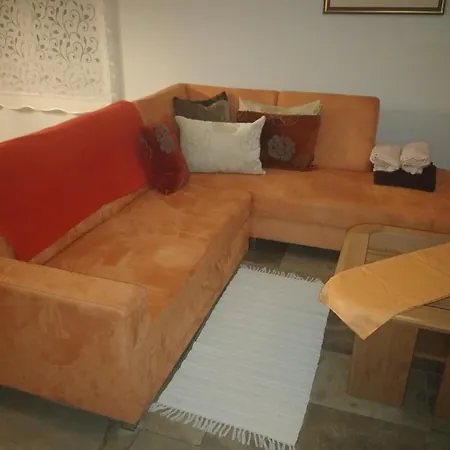 Renc 2 Apartment Rence