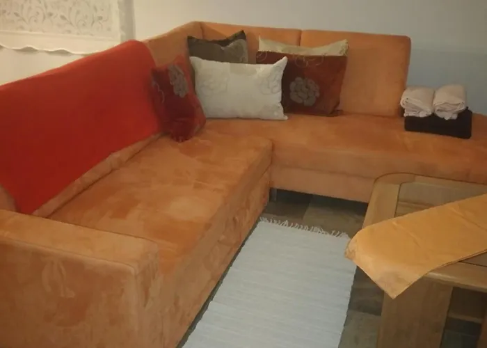 Renc 2 דירה Rence